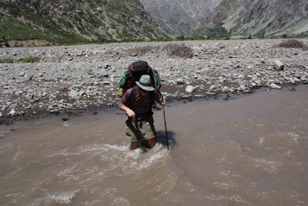 Cruzar el río blanco